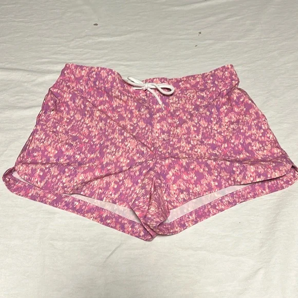 George Shorts - Picture 1 of 9